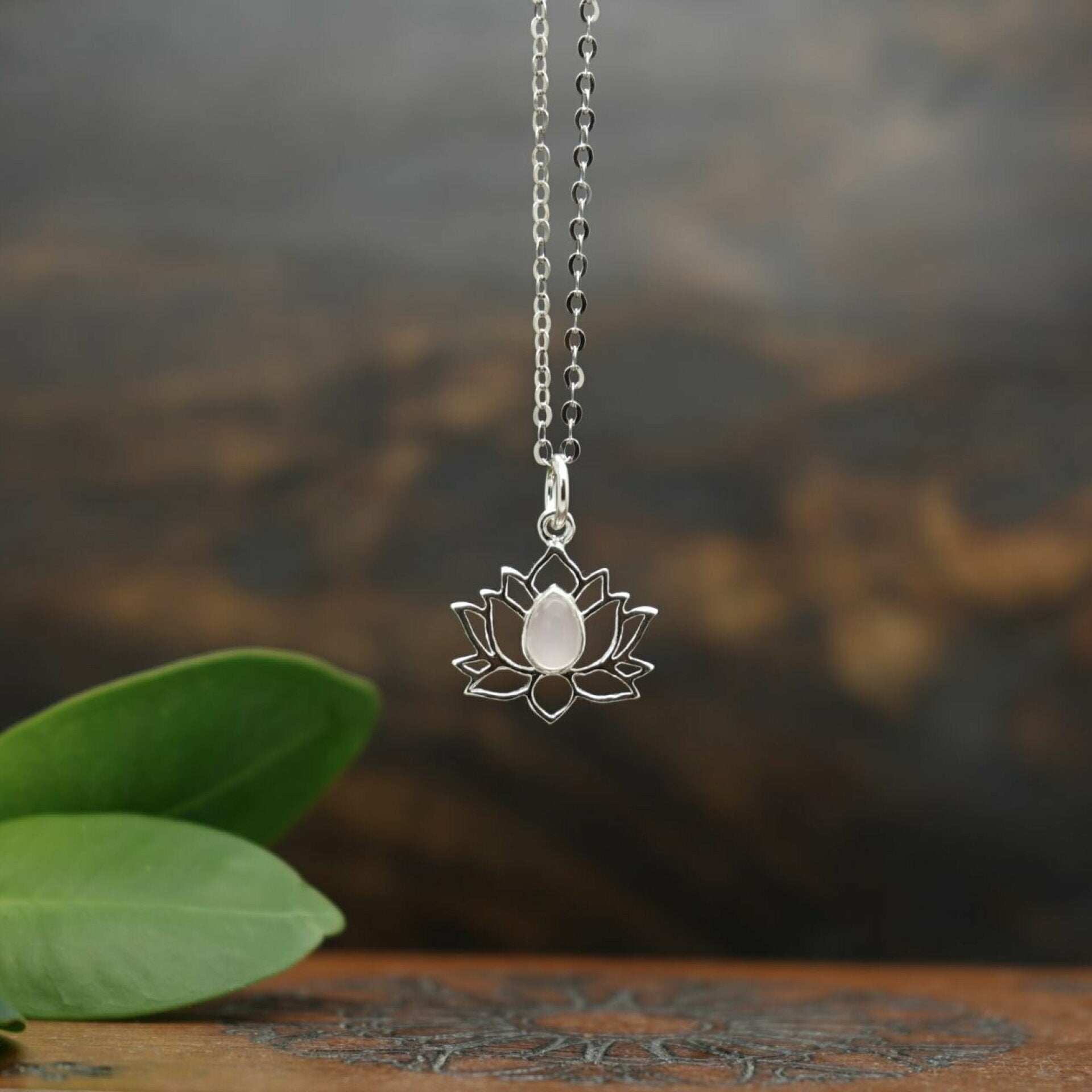 LOTUS HURIT Anhänger