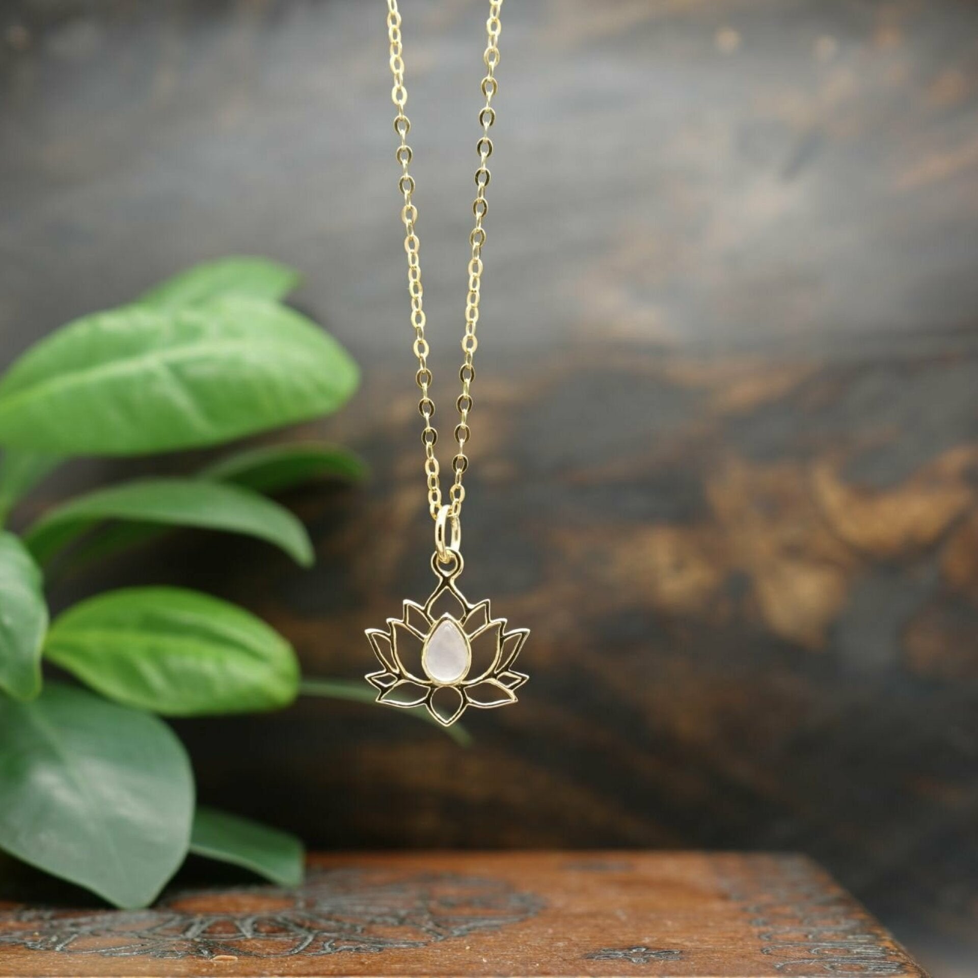 LOTUS HURIT Anhänger