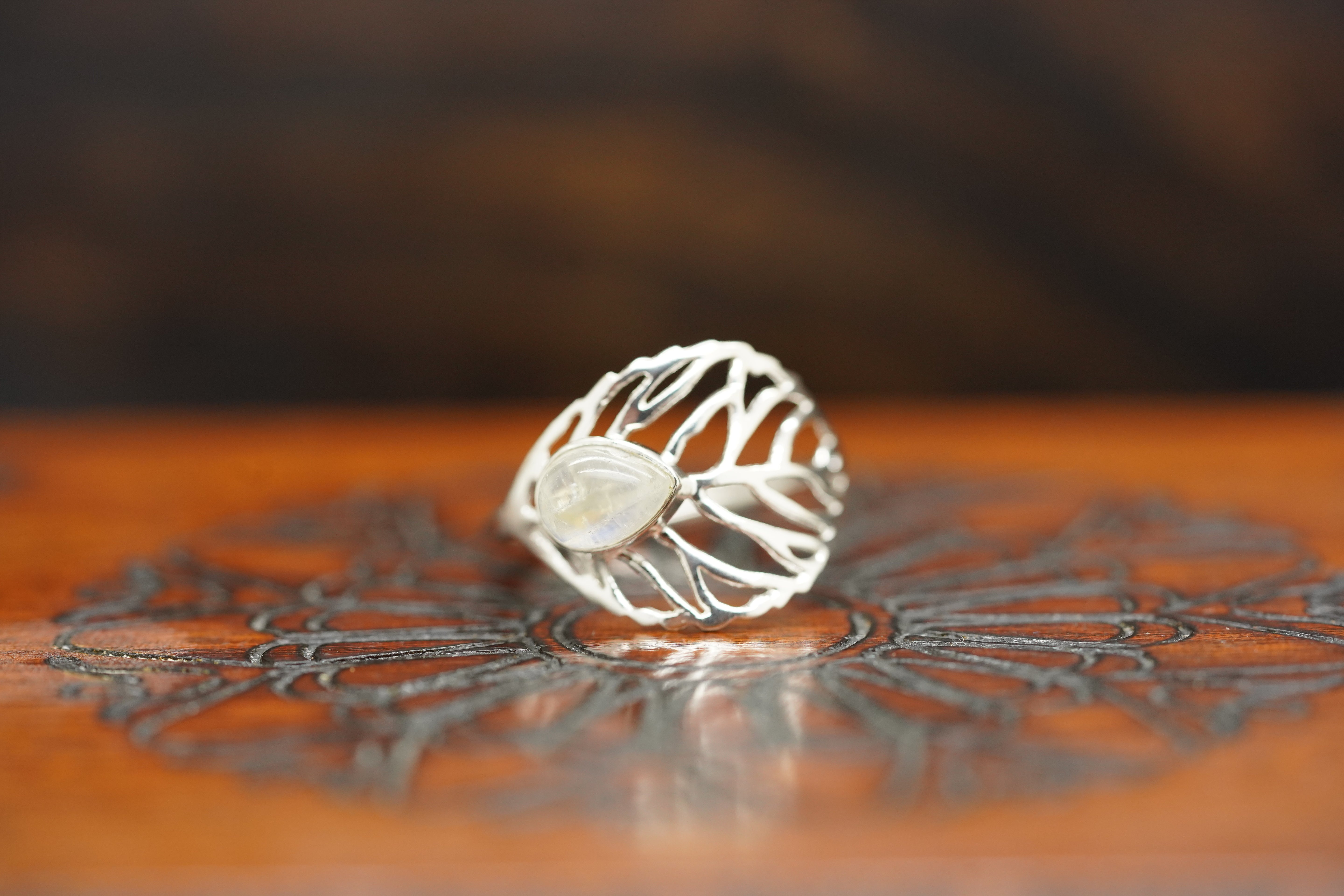 mondstein ring, mondstein ring silber, edelstein ring, abey Ring, Silber Ring, ring aus mondstein, Edelstein ring, ring mondstein
