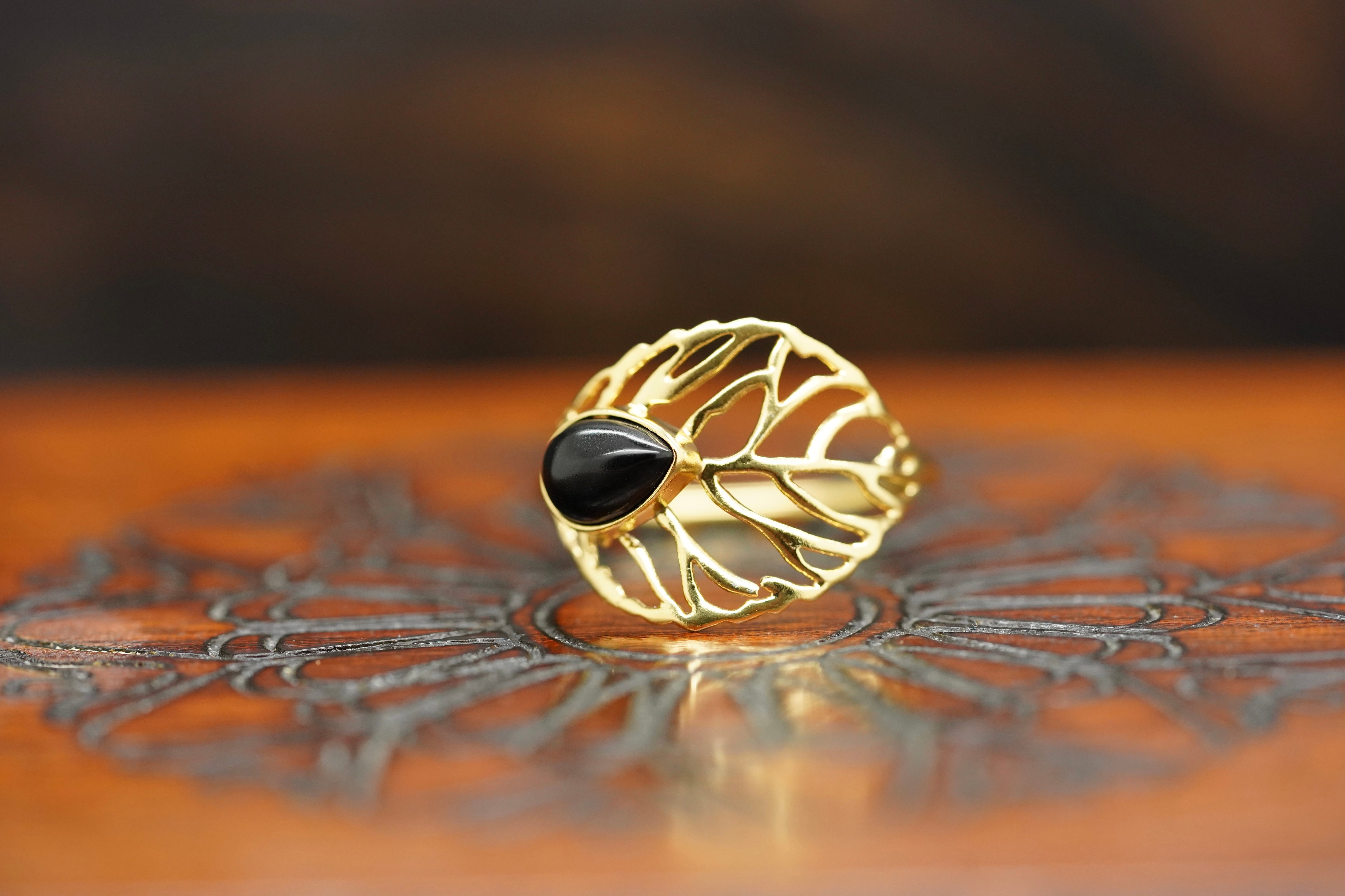 onyx ring, onyx ring damen	, onyx ring black, onyx ring damen antik, schwarzer, onyx ring, onyx ring damen gold, onyx ring gold, edelstein ring, abey ring
