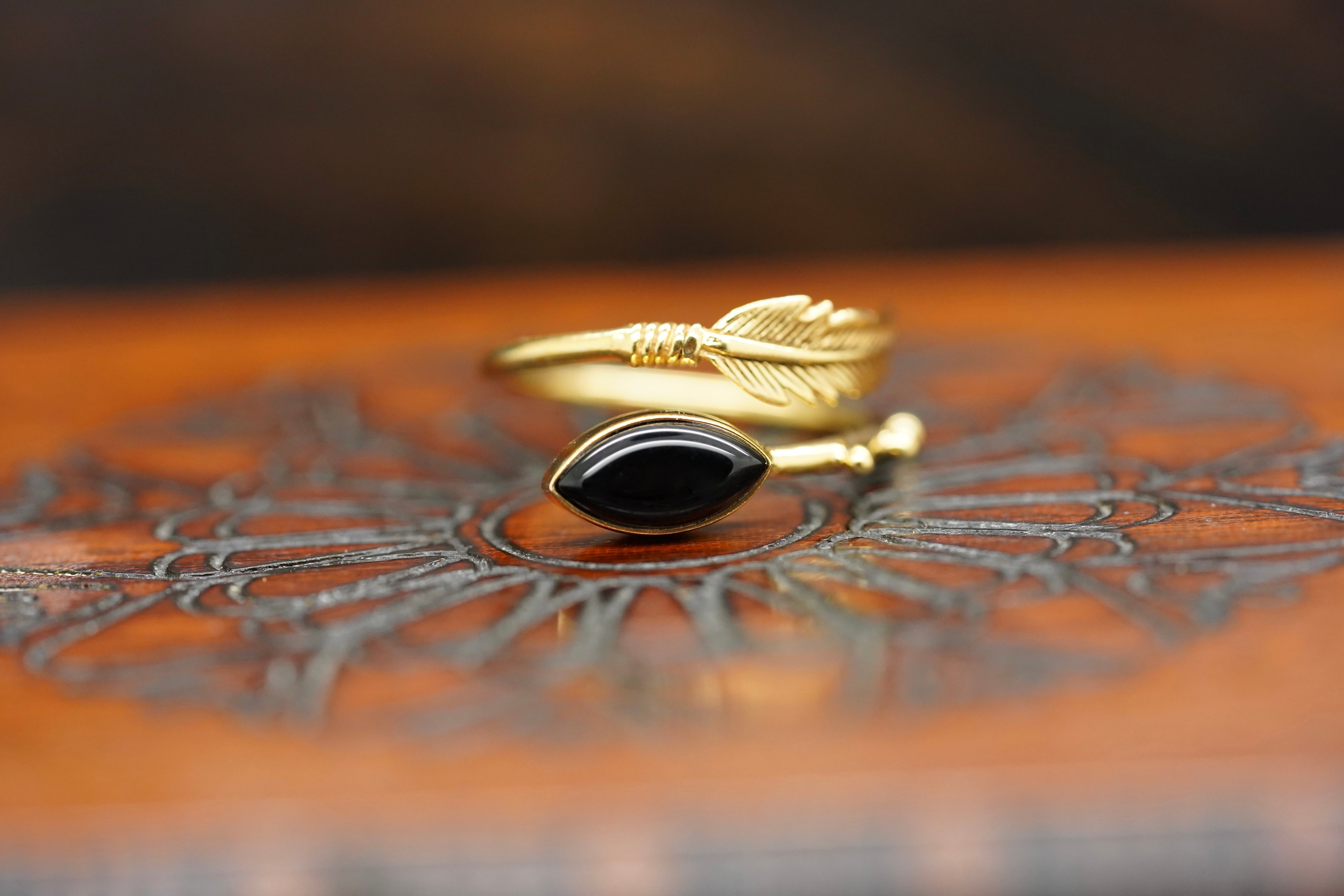 onyx ring, onyx ring damen	, onyx ring black, onyx ring damen antik, schwarzer, onyx ring, onyx ring damen gold, onyx ring gold, ring vergoldet, vergoldeter ring, Edelstein ring, achak ring
