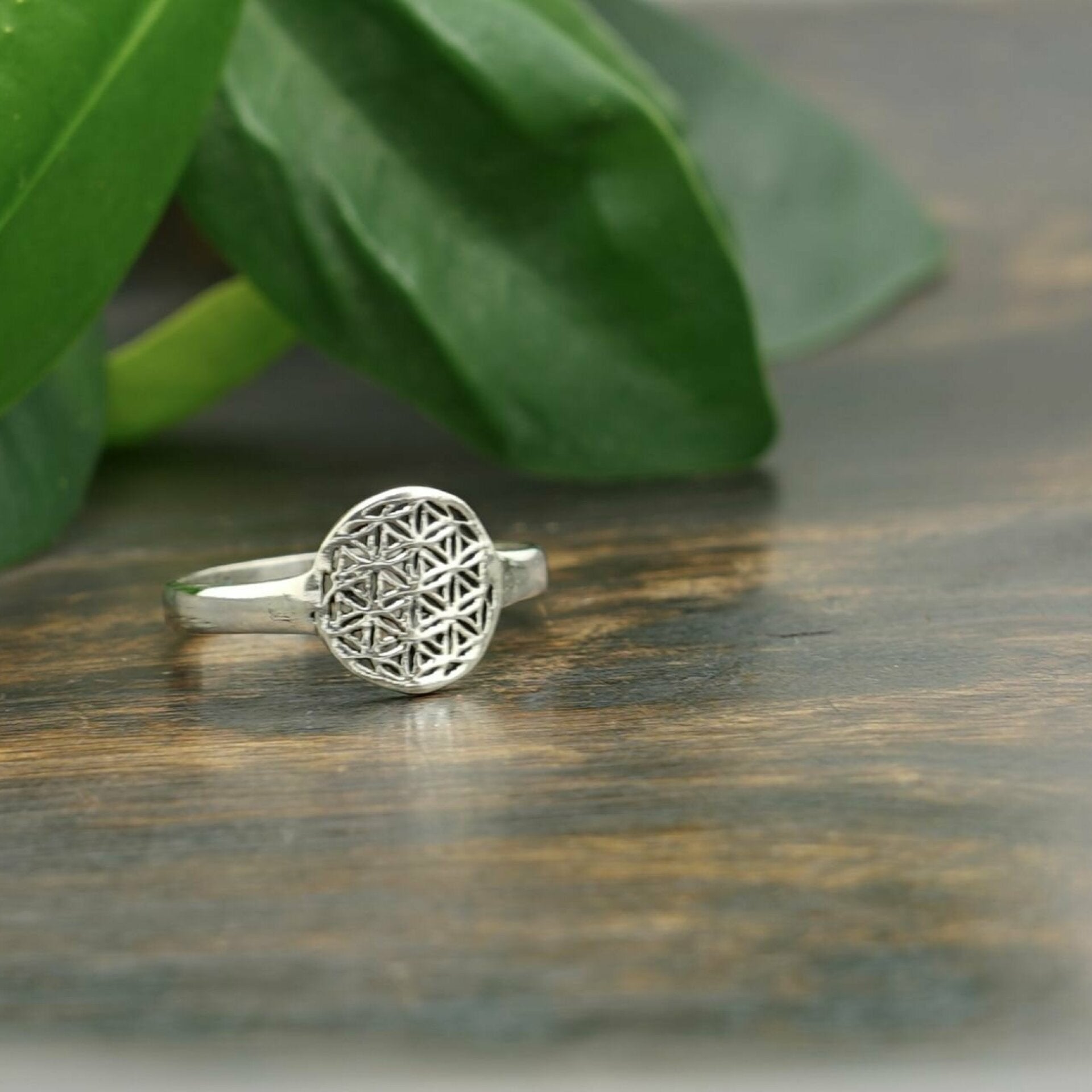 blume des lebens ring, ring blume des lebens, blume des lebens ring silber, blume des lebens schmuck, schmuck blume des lebens, schmuck blume des lebens silber