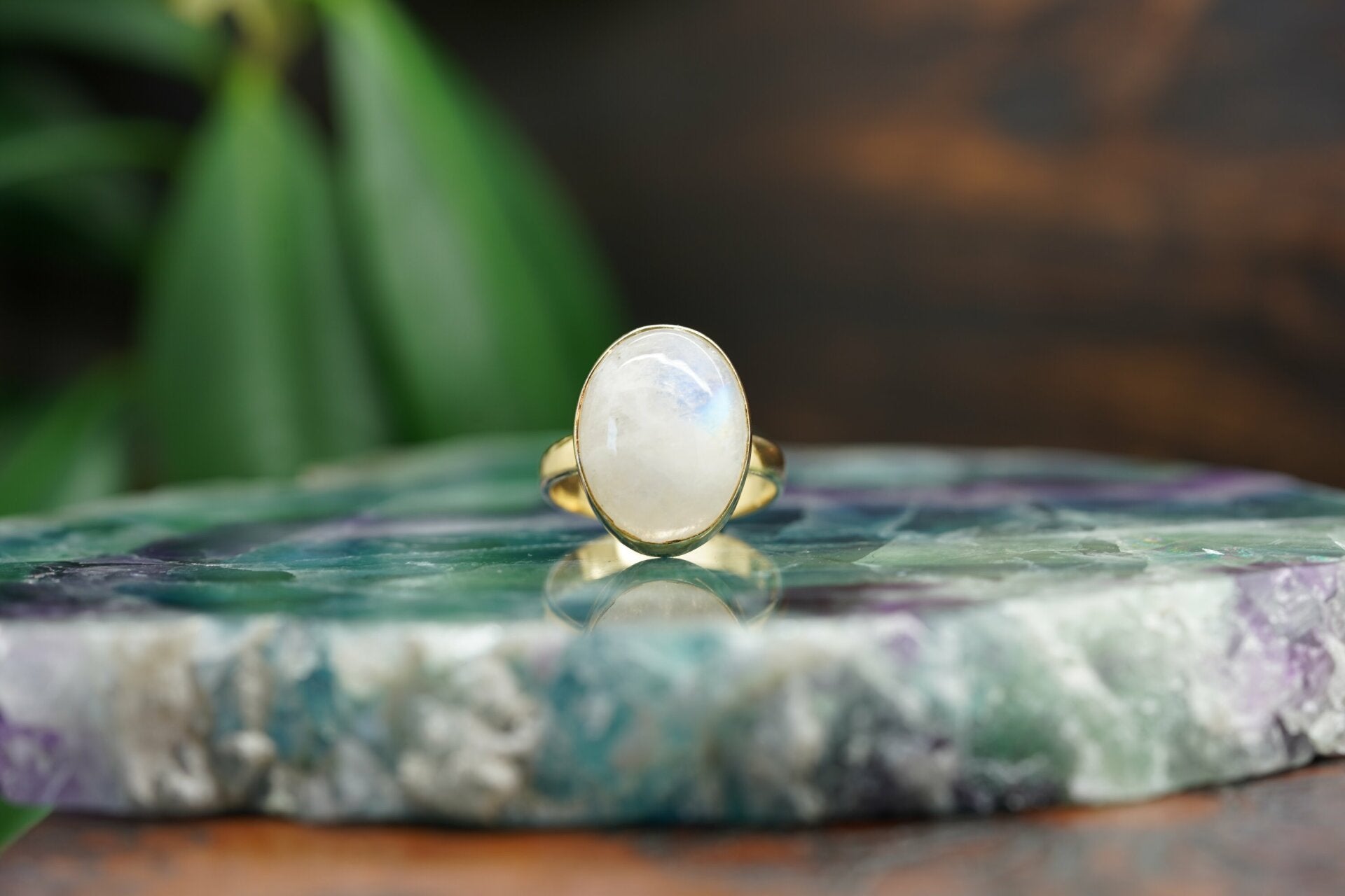 mondstein ring, mondstein ring gold, edelstein ring, kaya Ring, gold ring, ring aus mondstein, ring mondstein, vergoldeter ring
