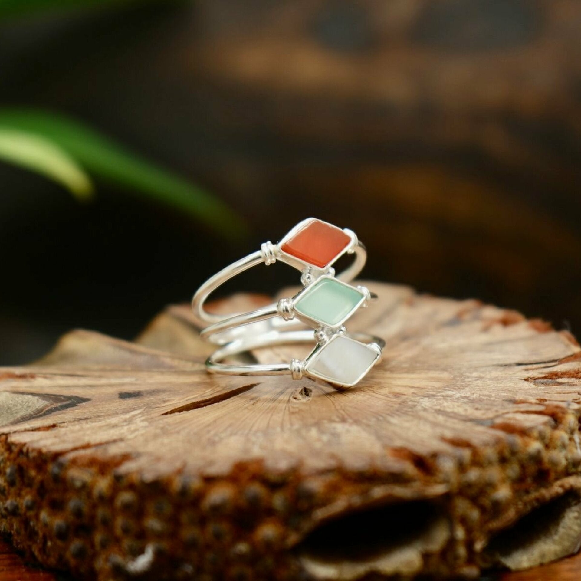 MINAL AMITOLA Ring, Karneol ring, aqua chalcedon ring, ring mit perlmutt, ring perlmutt, perlmutt ring, chalcedon ring, blauer chalcedon ring, edelstein ring, silber ring

