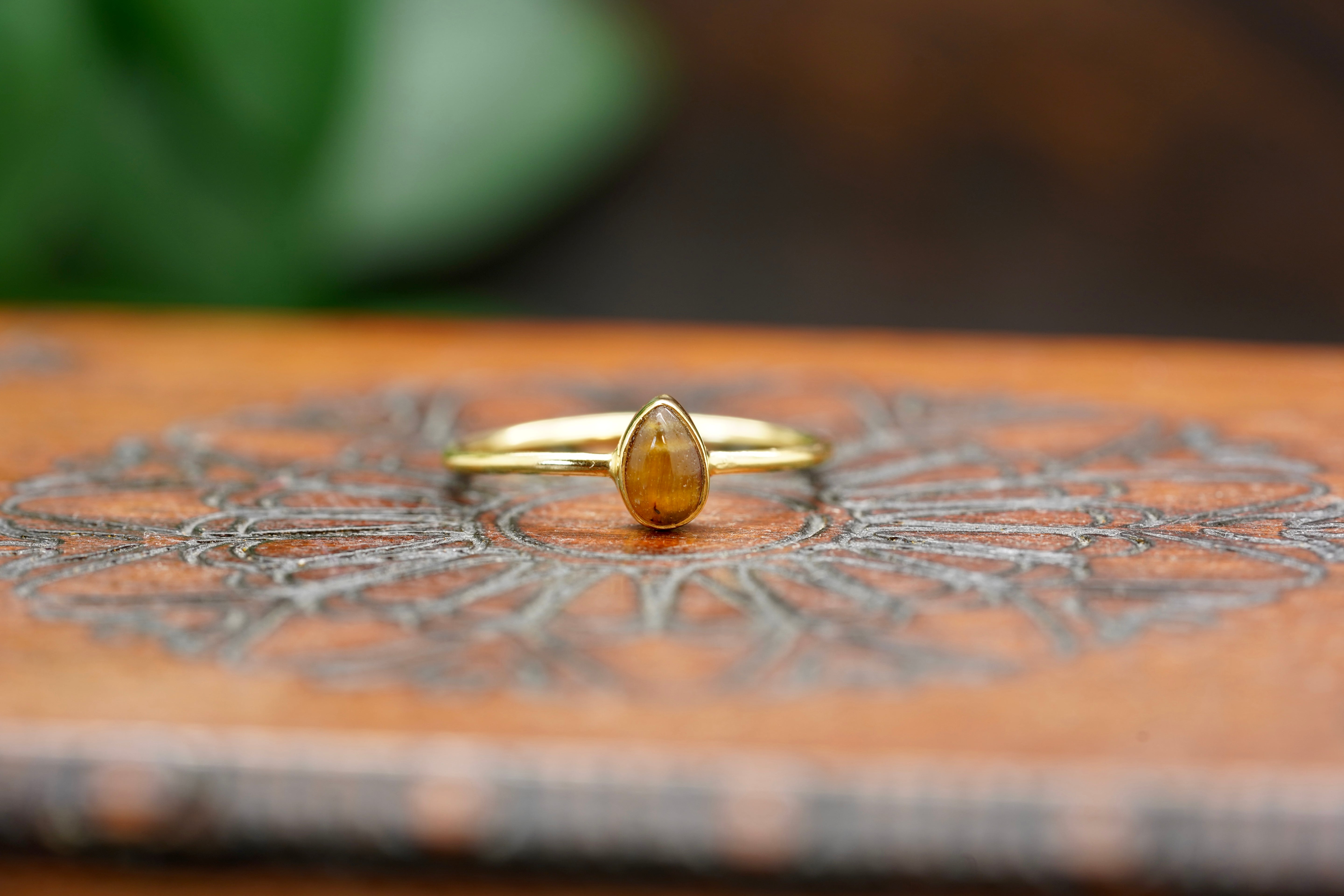 tigerauge ring, ring tigerauge, tigerauge ring gold, ring vergoldet, vergoldeter ring, goldener ring schmuck, Edelstein ring, onida ring