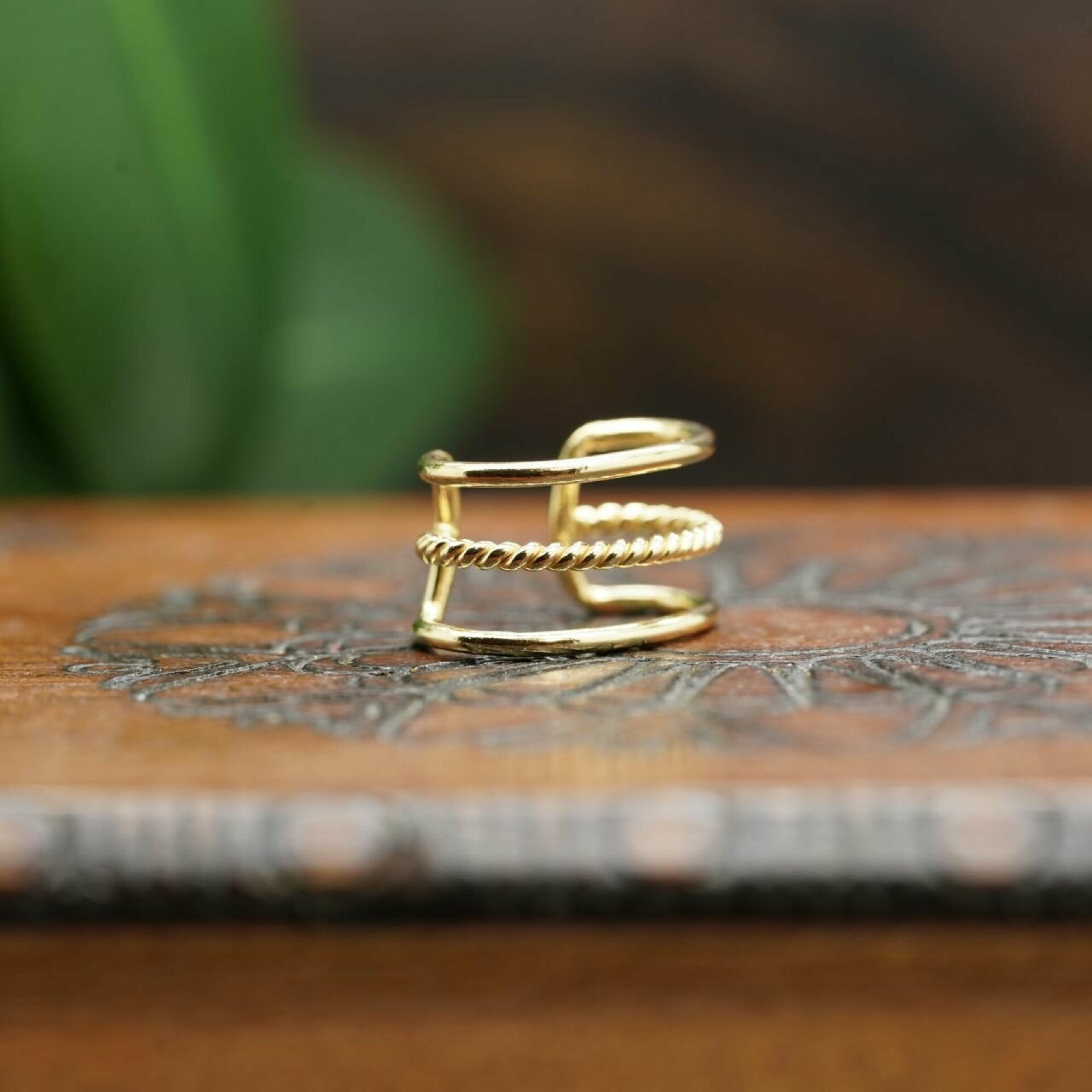 ear cuff, cuff ring, ear cuff gold, zihna ear cuff
